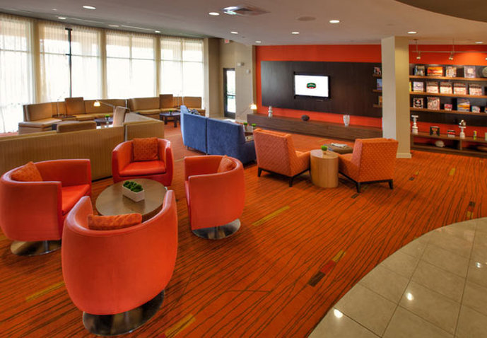 Courtyard By Marriott Roanoke Airport - Roanoke, VA