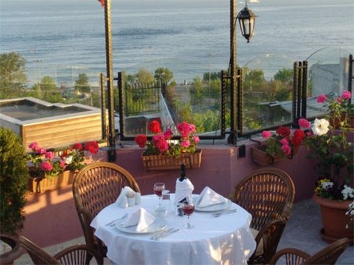 ARTEFES HOTEL ISTANBUL | CAYIRCGLU SOKAK 25 34400 /ISTANBUL | +90 212 516 58 63