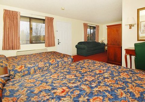 Rodeway Inn & Suites - Tacoma, WA