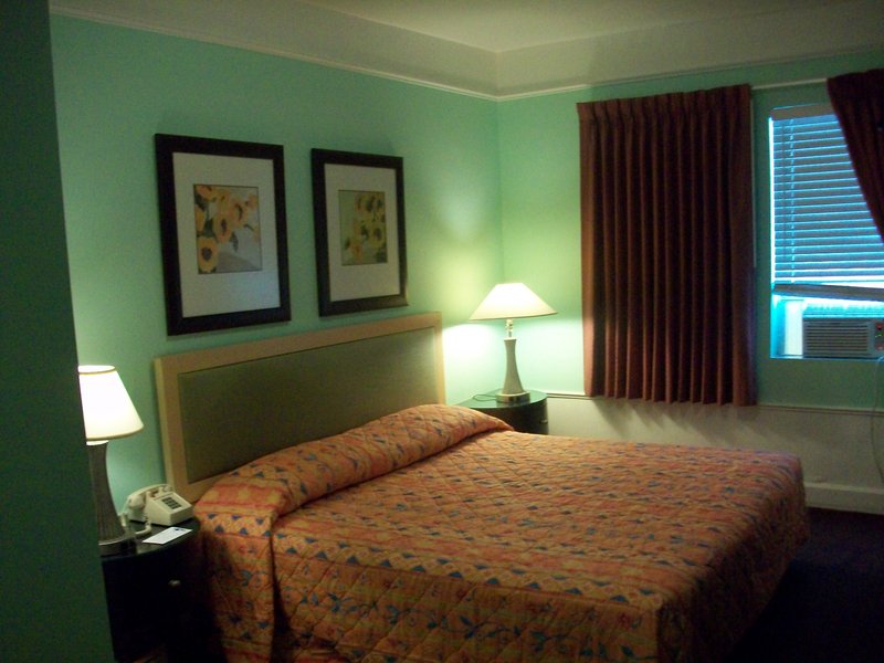 PRINCESS ANN HOTEL - Miami Beach, FL
