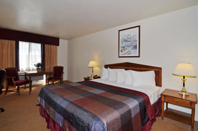Best Western Luxury Inn - Tracy, CA