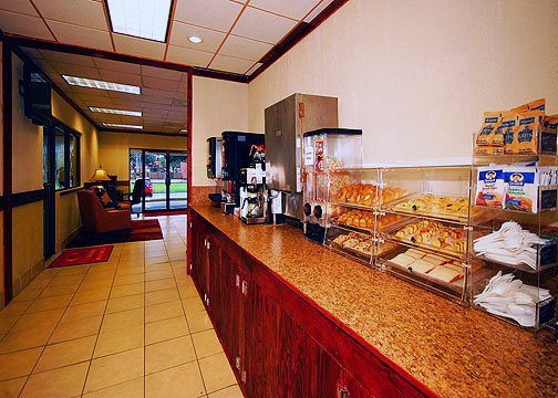 Econo Lodge - Beaufort, SC