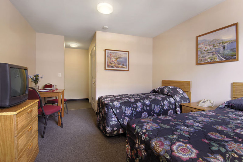 Savannah Suites