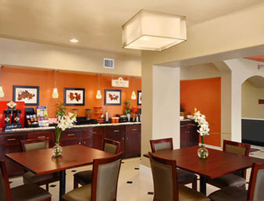 Days Inn & Suites Groesbeck - Groesbeck, TX