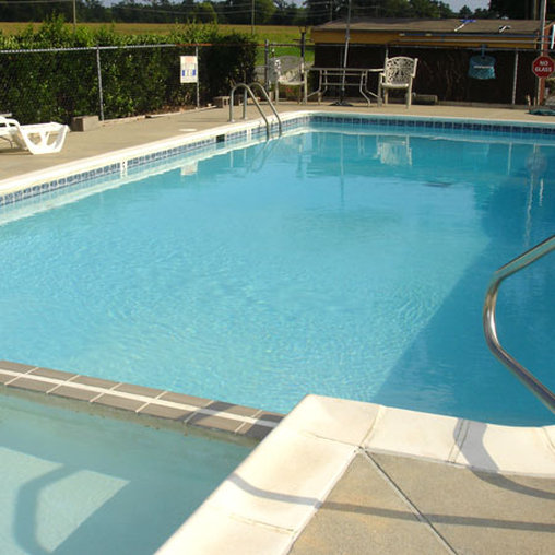 Whispering Pines Motel White Stone - White Stone, VA