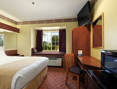 Microtel Inn & Suites - Longview, TX