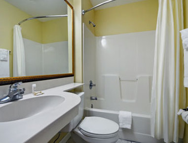 Microtel Inn & Suites - Longview, TX