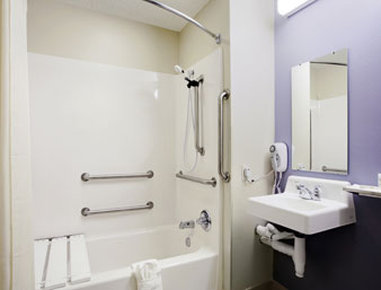 Microtel Inn & Suites - Longview, TX