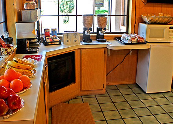 Rodeway Inn - Elk City, OK