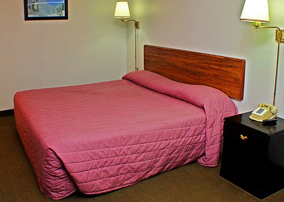 Rodeway Inn - Elk City, OK