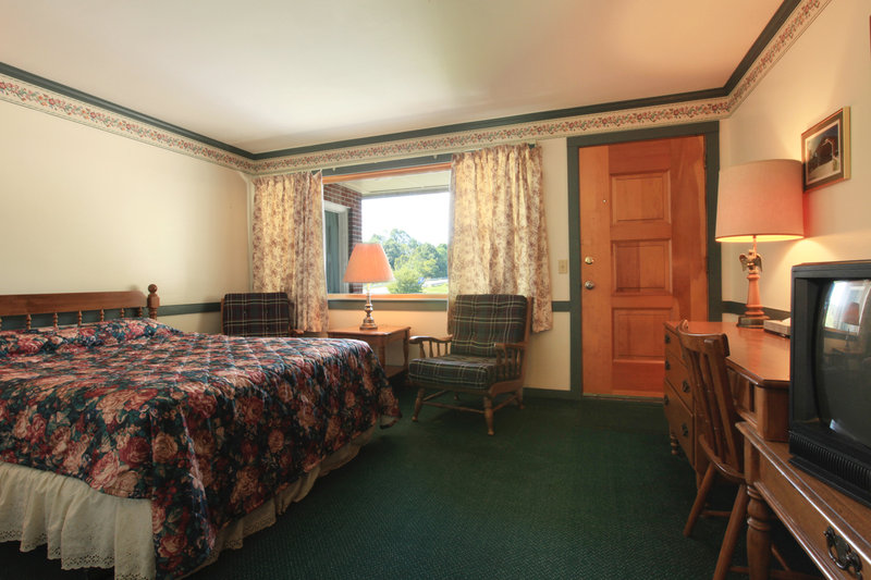 Americas Best Value Inn - Pownal, VT