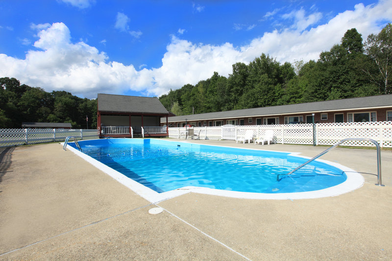 Americas Best Value Inn - Pownal, VT