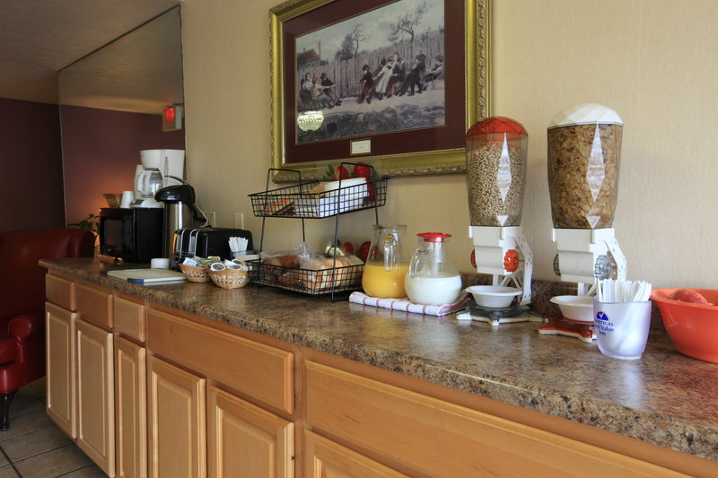 AMERICAS BEST VALUE INN - Austinburg, OH