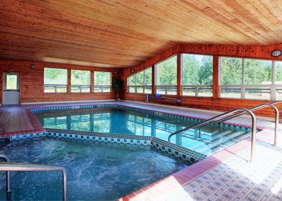 Pine Ridge Inn - Merrill, WI