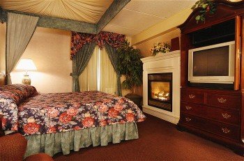 Fireside Inn & Suites - West Lebanon, NH