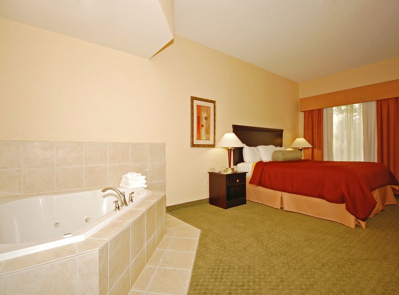 BEST WESTERN PLUS Victor Inn & Suites - Victor, NY