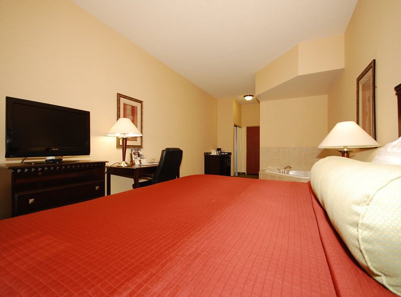 BEST WESTERN PLUS Victor Inn & Suites - Victor, NY