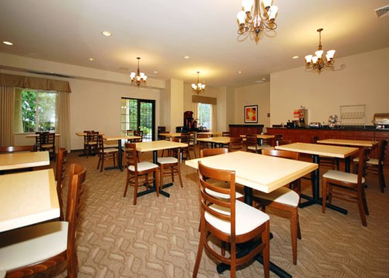 Comfort Suites - Grayslake, IL