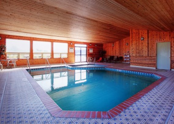 Pine Ridge Inn - Merrill, WI