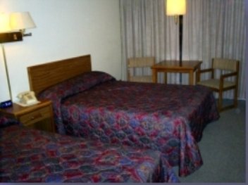 Pierre Inn & Suites - Pierre, SD
