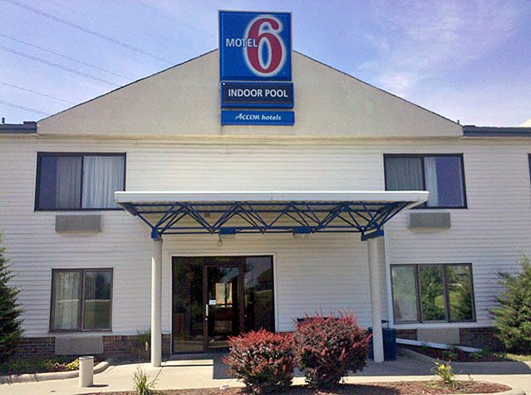 Motel 6 - Altoona, IA