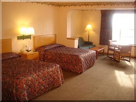 Bays Inn & Suites Baytown - Baytown, TX