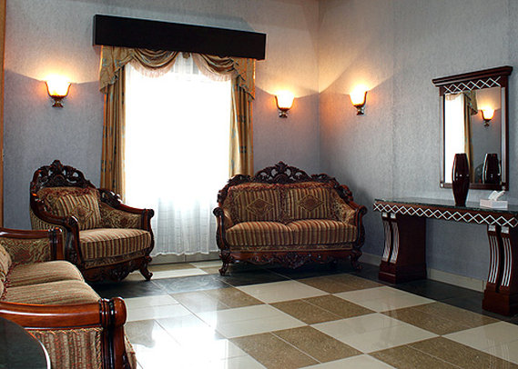 Comfort Inn & Suites - Melvindale, MI