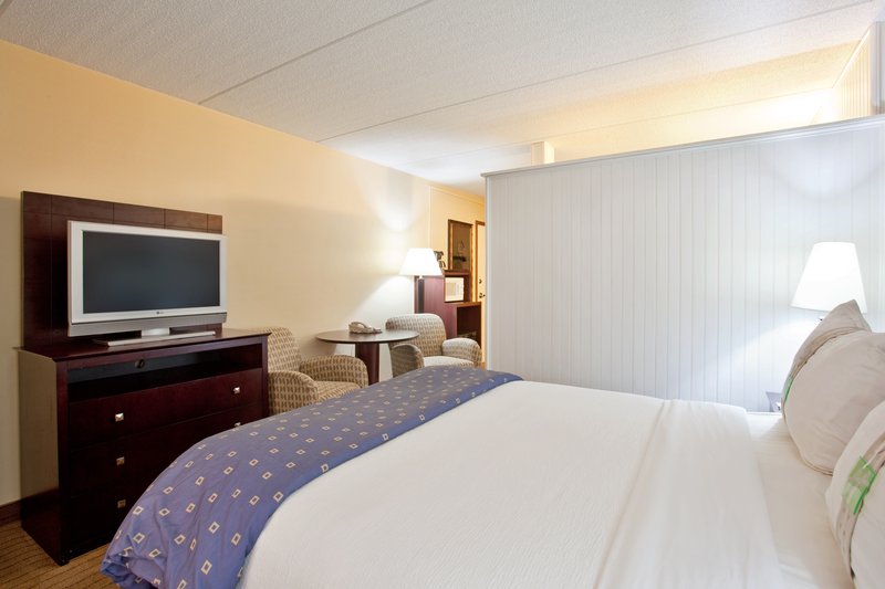 Holiday Inn-Kalamazoo - Kalamazoo, MI