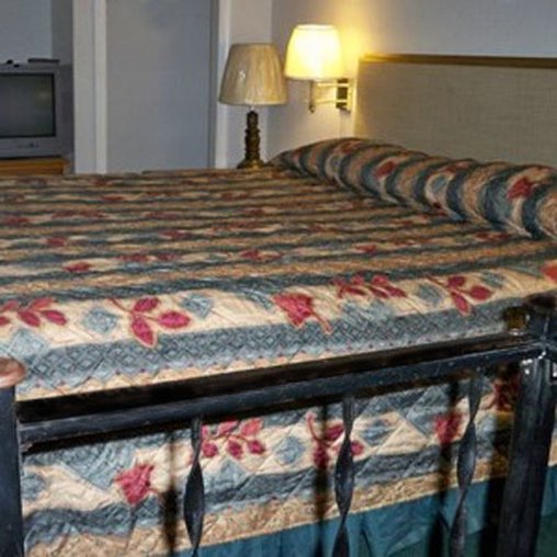 Pennswoods Inn Manheim - Manheim, PA