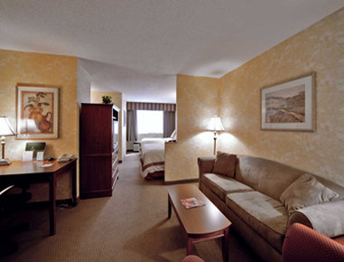 Hawthorn Suites By Wyndham Champaign - Champaign, IL