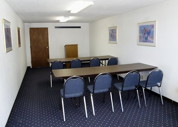 Rodeway Inn - Hardin, MT