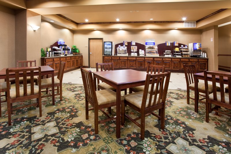 HOLIDAY INN EXPRESS - Bernalillo, NM