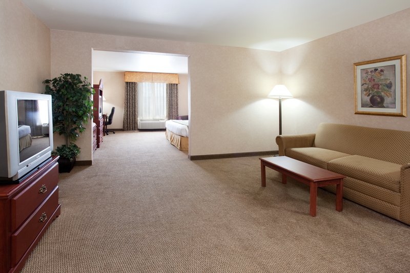 HOLIDAY INN EXPRESS - Bernalillo, NM
