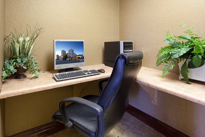HOLIDAY INN EXPRESS - Bernalillo, NM