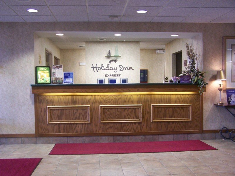 Holiday Inn Express ADRIAN - Adrian, MI