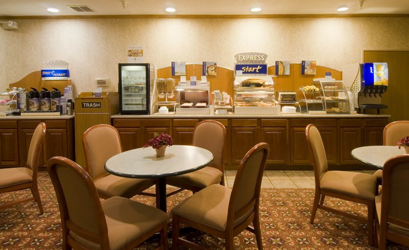 Holiday Inn Express ADRIAN - Adrian, MI