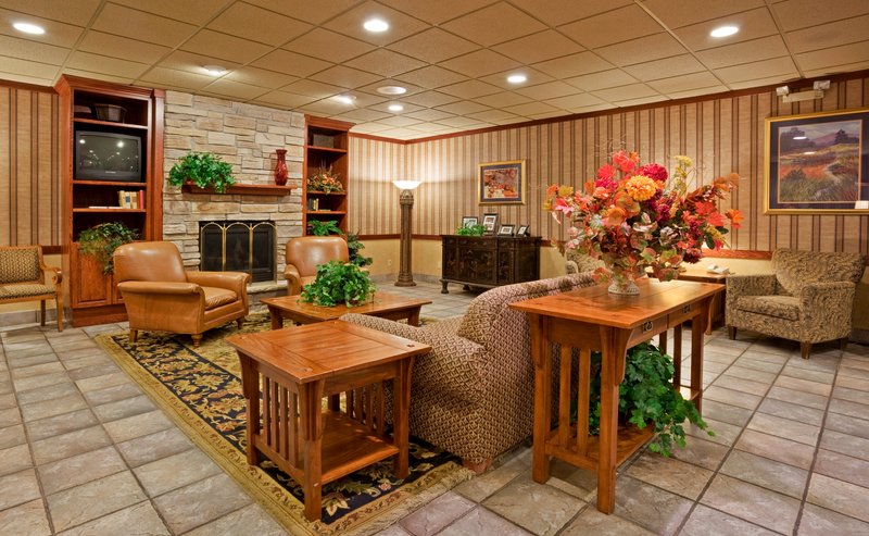 Holiday Inn - Alexandria, MN