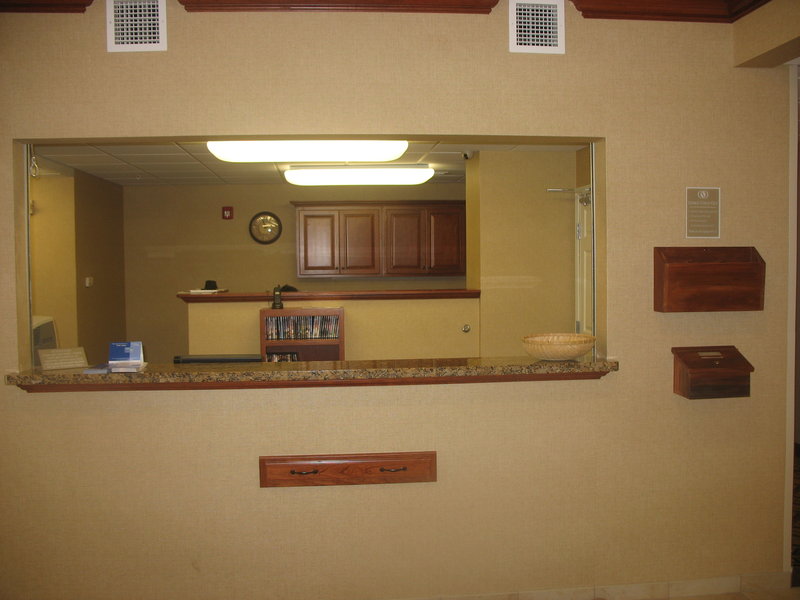Candlewood Suites WATERLOO- CEDAR FALLS - Waterloo, IA