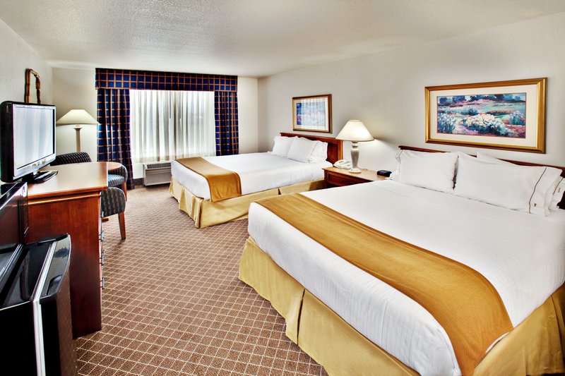 Holiday Inn Hotel and Suites - Ames, IA