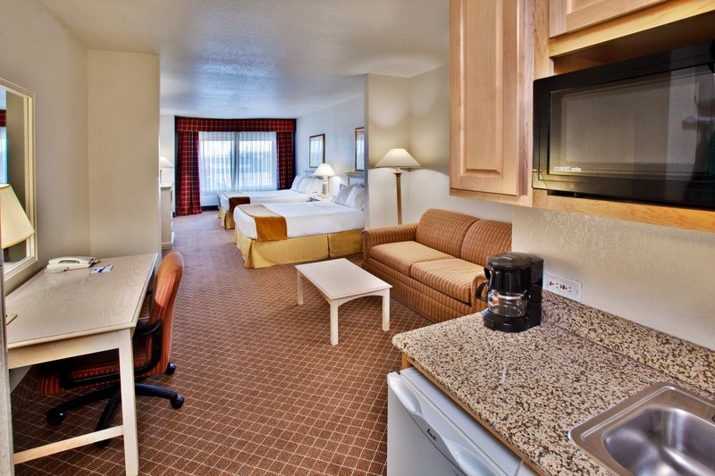 Holiday Inn Hotel and Suites - Ames, IA