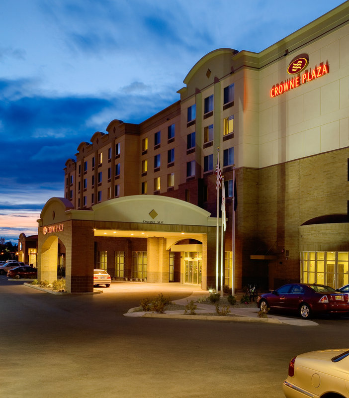 Crowne Plaza Anchorage-Midtown - Anchorage, AK
