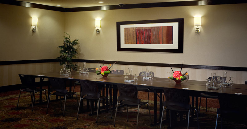 Crowne Plaza Anchorage-Midtown - Anchorage, AK