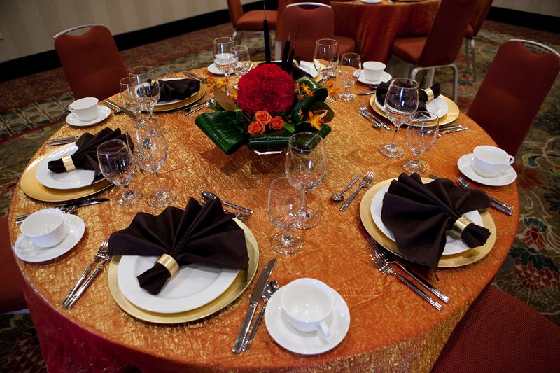 Crowne Plaza Anchorage-Midtown - Anchorage, AK