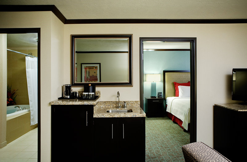 Crowne Plaza Anchorage-Midtown - Anchorage, AK