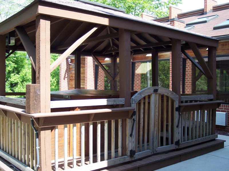 HOLIDAY INN EXPRESS - Altoona, PA