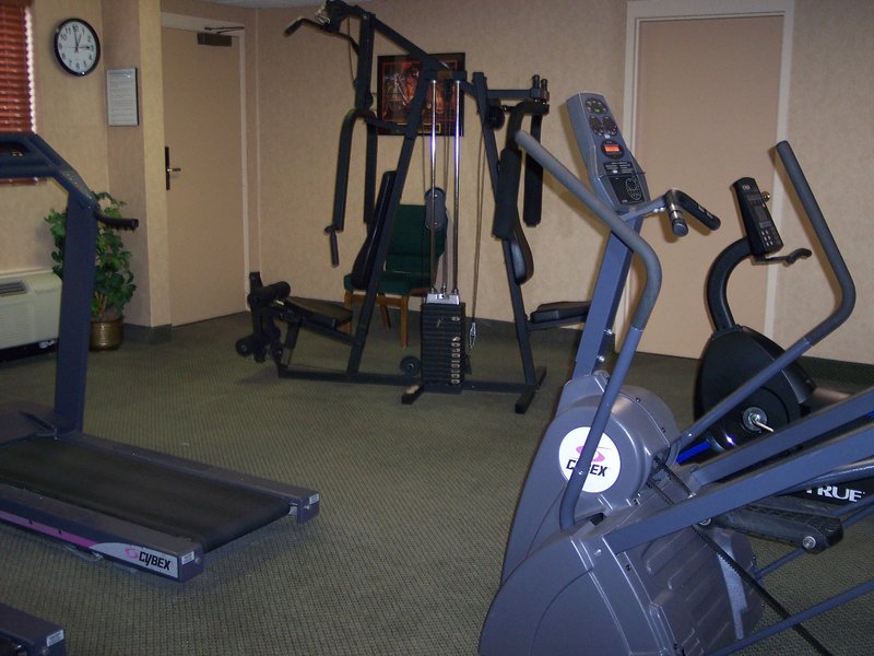 HOLIDAY INN EXPRESS - Altoona, PA