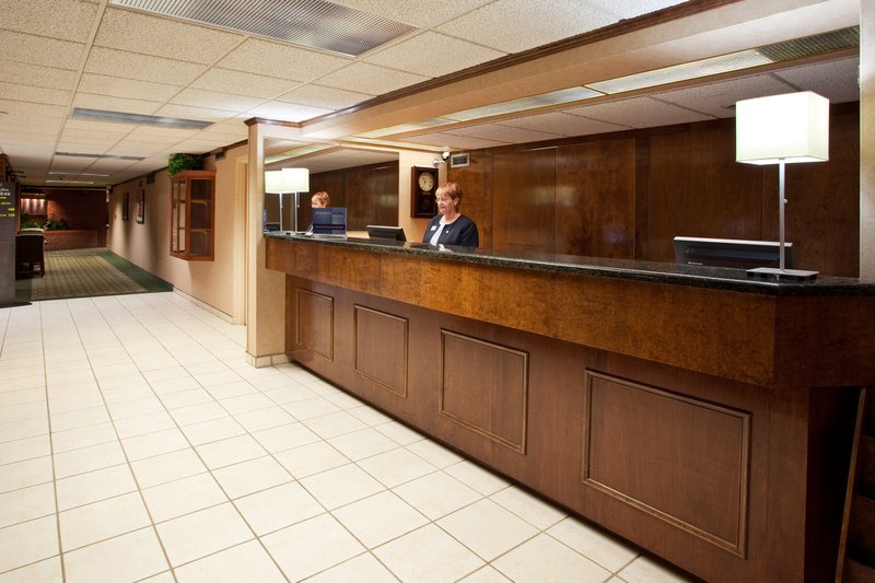 HOLIDAY INN EXPRESS - Altoona, PA