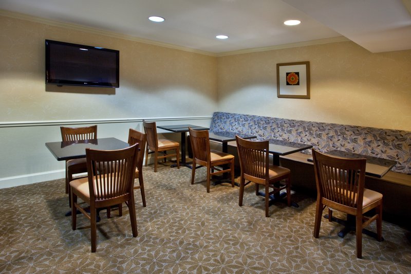 Holiday Inn Express-Roswell - Alpharetta, GA