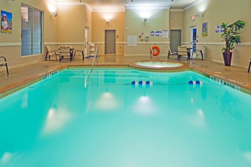 Holiday Inn Express & Suites ATHENS - Athens, TX