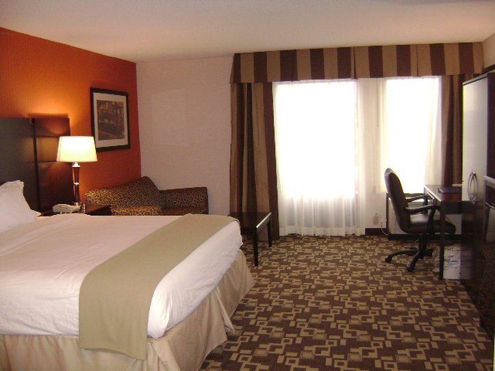 Holiday Inn Express Wilkes Barre East - Wilkes-Barre, PA